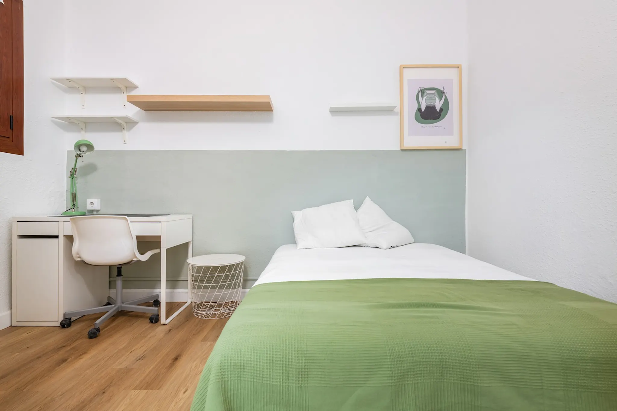 Gran Via Marquès del Túria Gran Via, Valencia preview