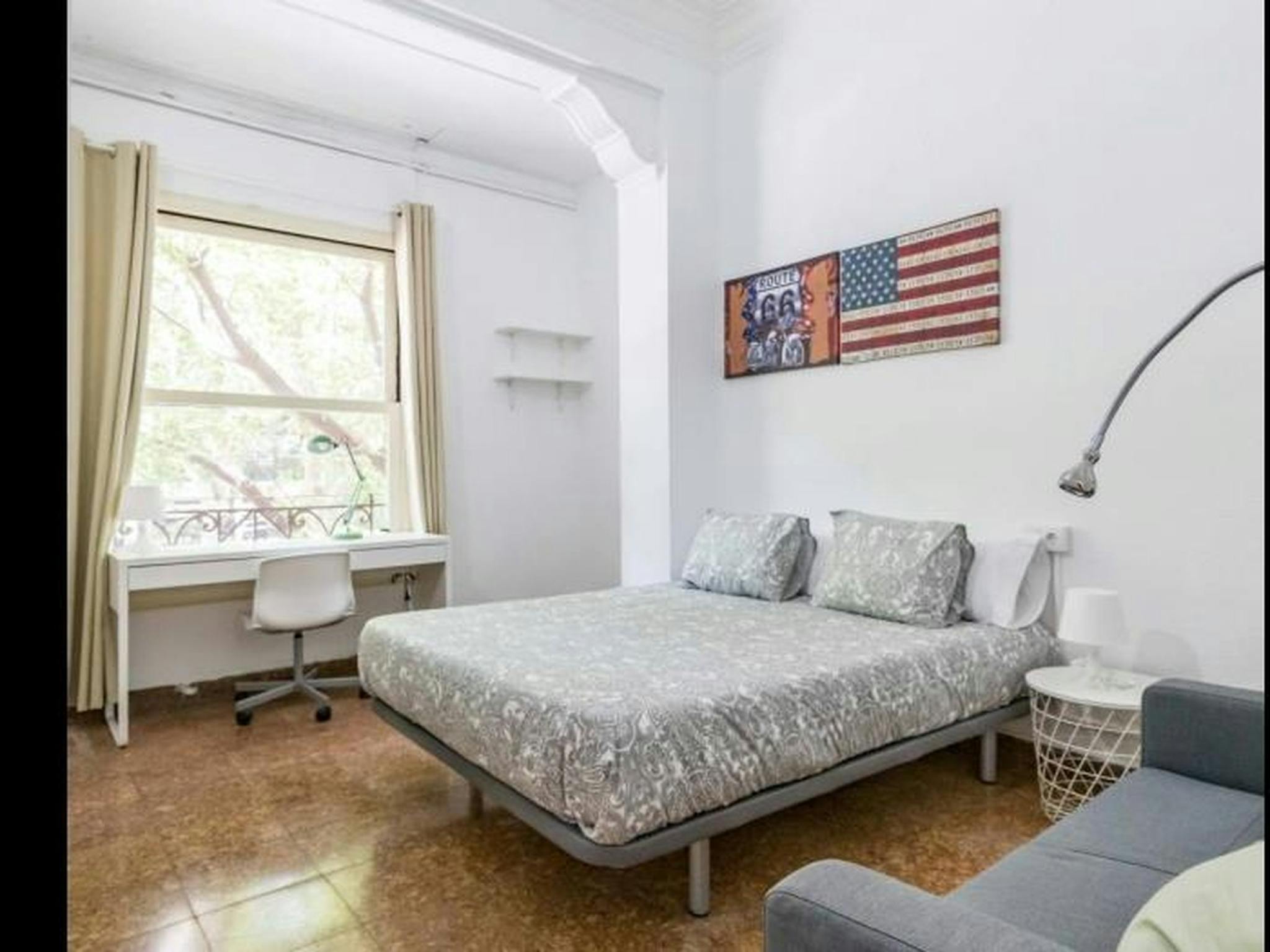 Gran Via Marquès del Túria Gran Via, Valencia preview