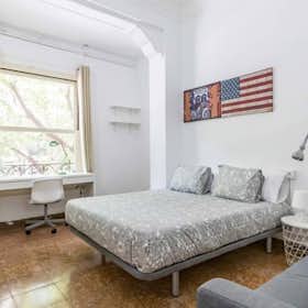 Private room for rent for €425 per month in Valencia, Gran Via Marquès del Túria Gran Via