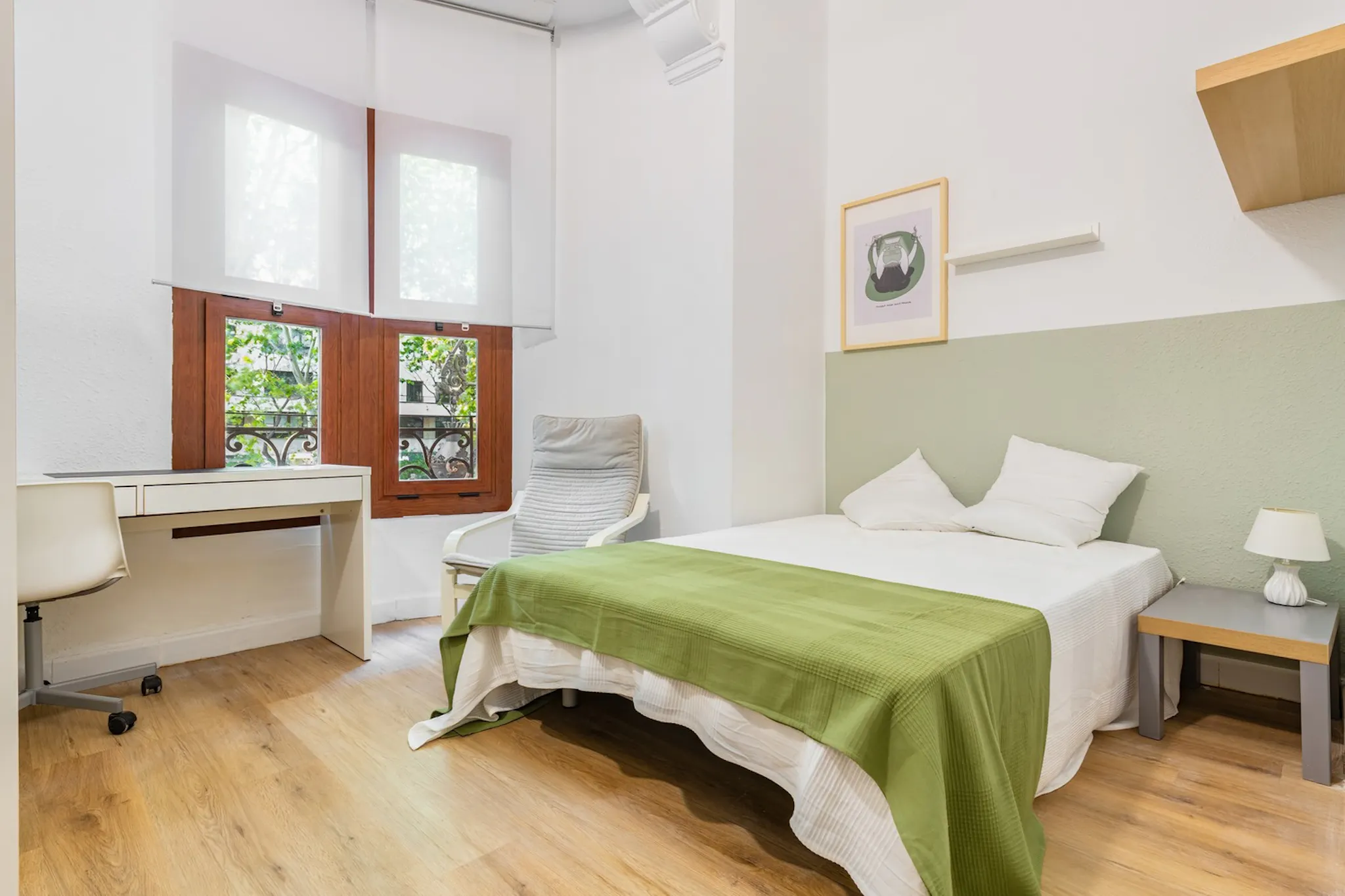 Gran Via Marquès del Túria Gran Via, Valencia preview