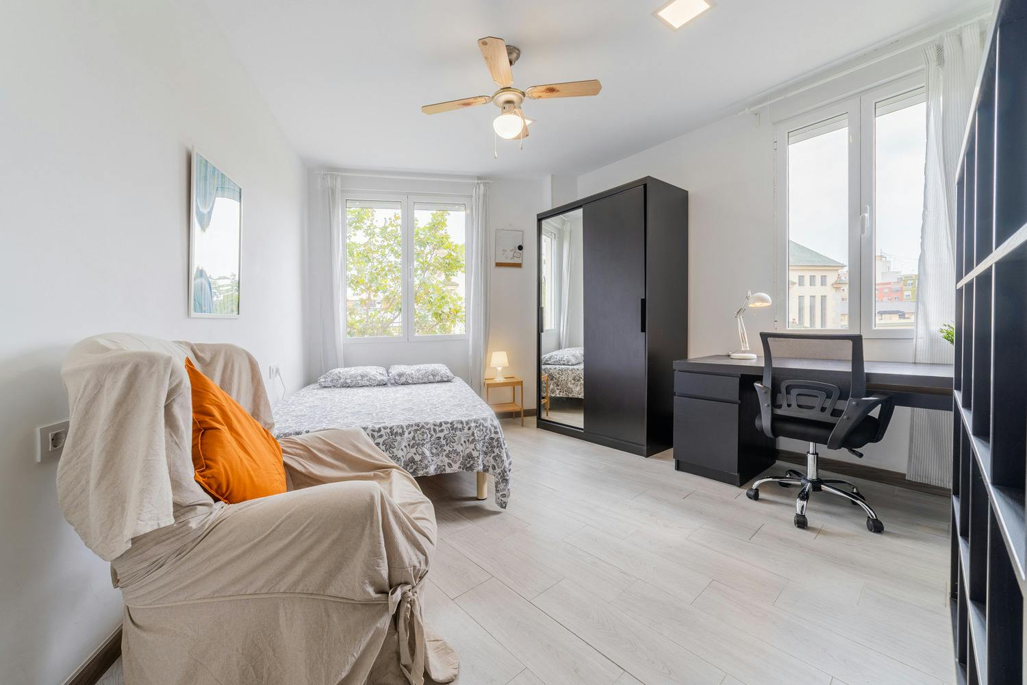 preview gallery tile