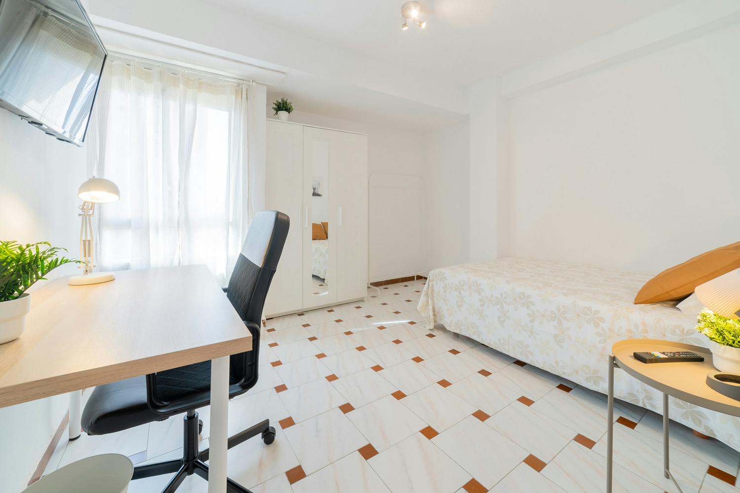 Apartment Valencia, 110m² — photo 1