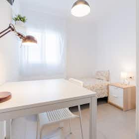 Private room for rent for €400 per month in Valencia, Avinguda del Cid