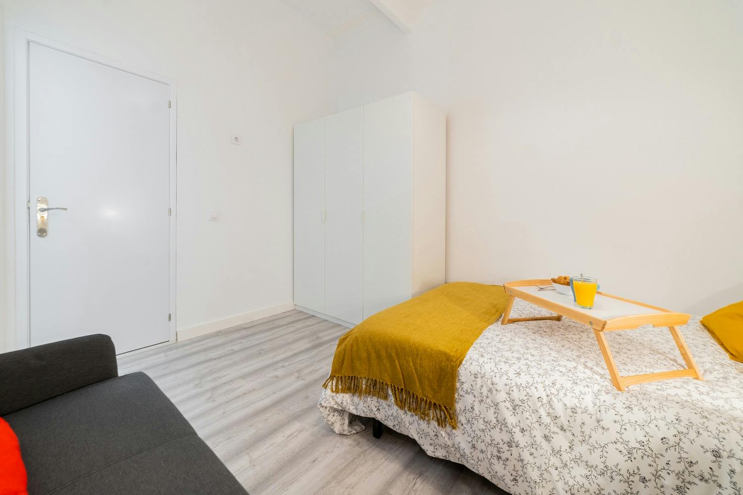 Apartment Valencia, 150m² — photo 1