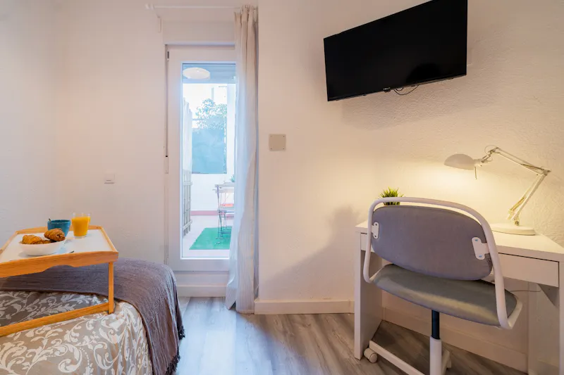 Carrer de Císcar, Valencia - in Valencia