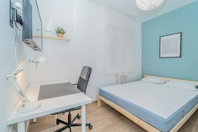Private room in Calle Palomares, Valladolid (1495107) room image 1