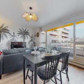 Chambre privée for rent for 811 € per month in Nanterre, Rue Salvador Allende