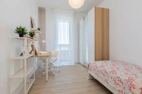 Privé kamer te huur voor € 530 per maand in Padova, Via Tirana