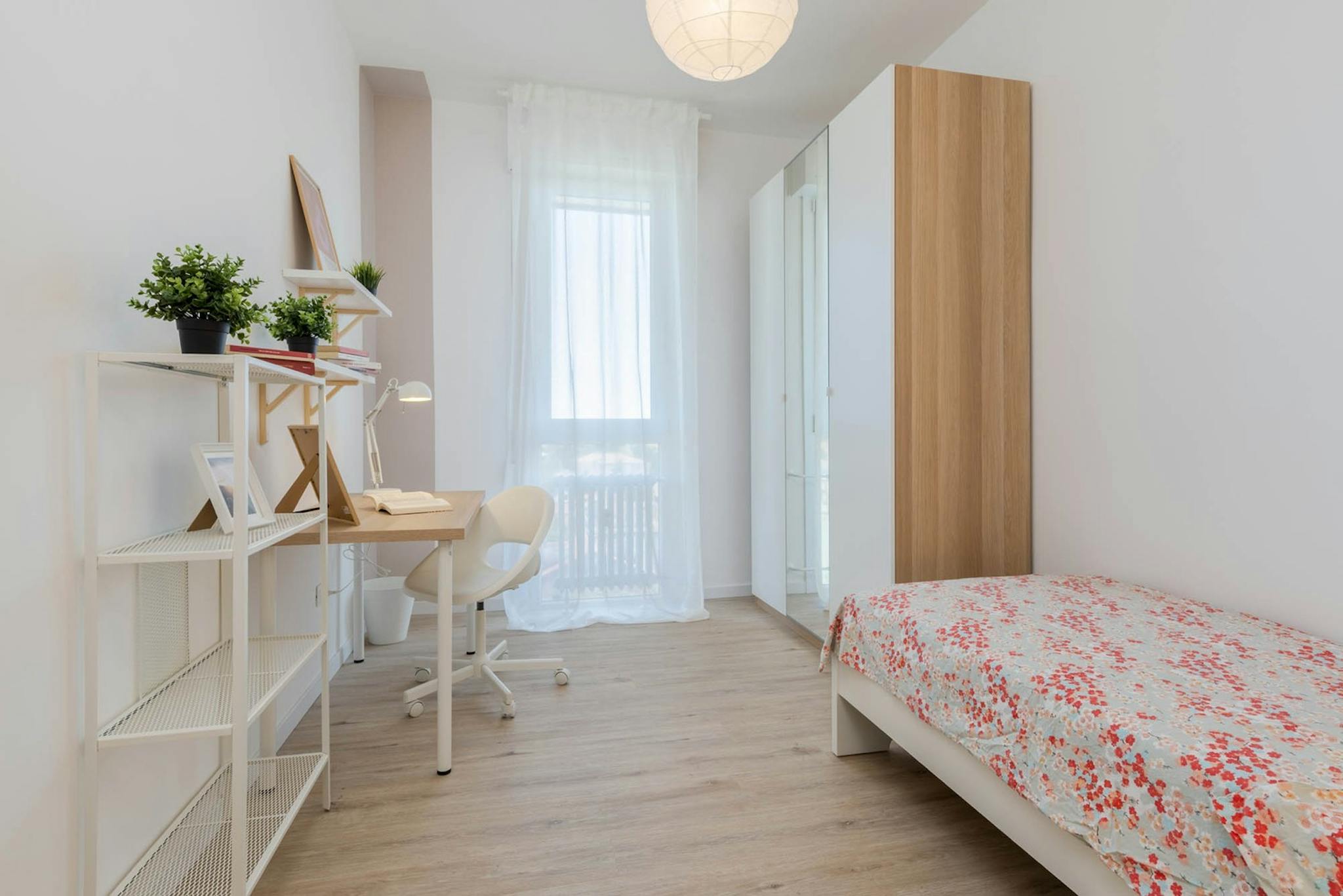 Via Tirana, Padova preview