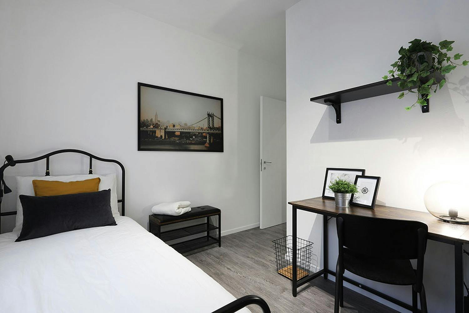 preview gallery tile