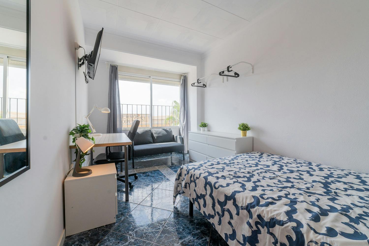 preview gallery tile