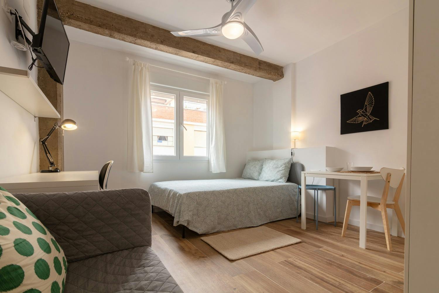 Studio for rent for €500 per month in Valencia, Carrer Pintor Stolz