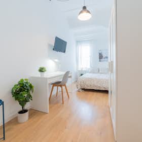 Private room for rent for €400 per month in Valencia, Carrer Honorato Juan