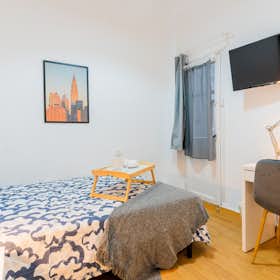 Private room for rent for €420 per month in Valencia, Carrer Honorato Juan