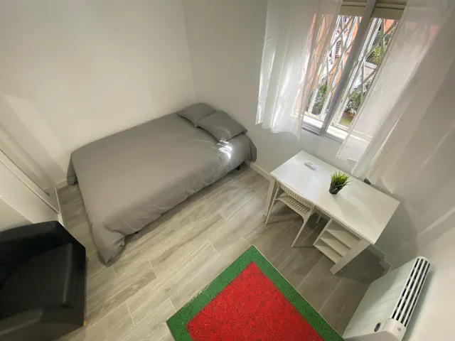 Private room in Calle de Arechavaleta, Madrid (1499517) room image 2