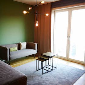 Lägenhet att hyra för 1 022 € i månaden i Berlin, Lindenstraße