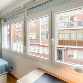 Privé kamer te huur voor € 275 per maand in Valladolid, Calle Numancia