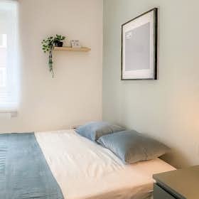 Stanza privata for rent for 325 € per month in Valladolid, Calle Numancia