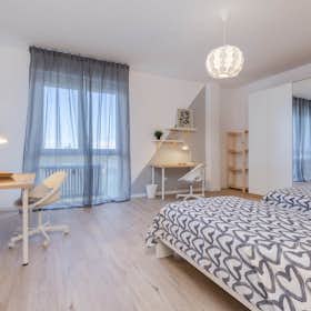 Mehrbettzimmer zu mieten für 300 € pro Monat in Padova, Via Brigata Padova