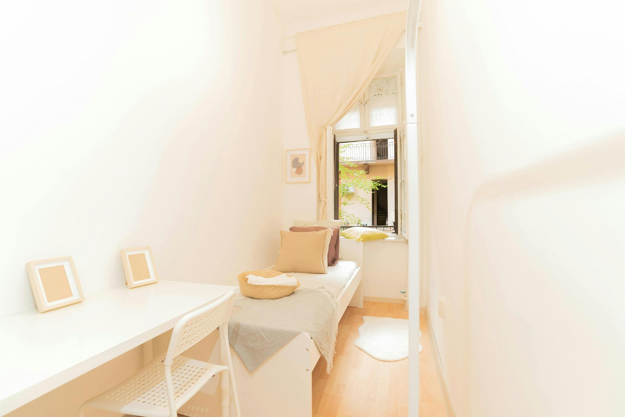 Puskin utca, Budapest preview