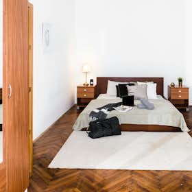 Private room for rent for HUF 153,728 per month in Budapest, Király utca