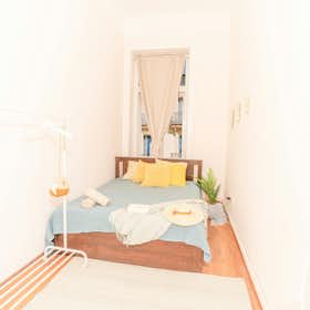 Private room for rent for €370 per month in Budapest, Holló utca