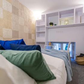 Private room for rent for €310 per month in Budapest, Ráday utca