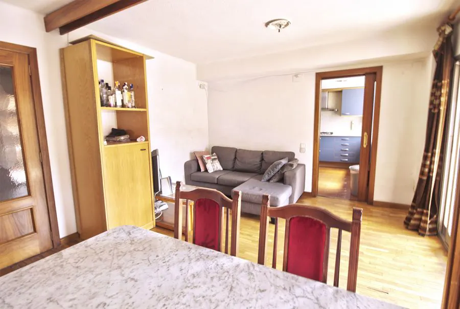 7-Bedroom Apartment in Carrer Explorador Andrés, Valencia (1504412) ROOM