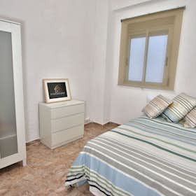 Private room for rent for €390 per month in Valencia, Avinguda del Cardenal Benlloch