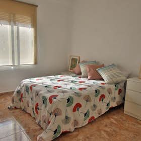 Private room for rent for €410 per month in Valencia, Avinguda del Cardenal Benlloch