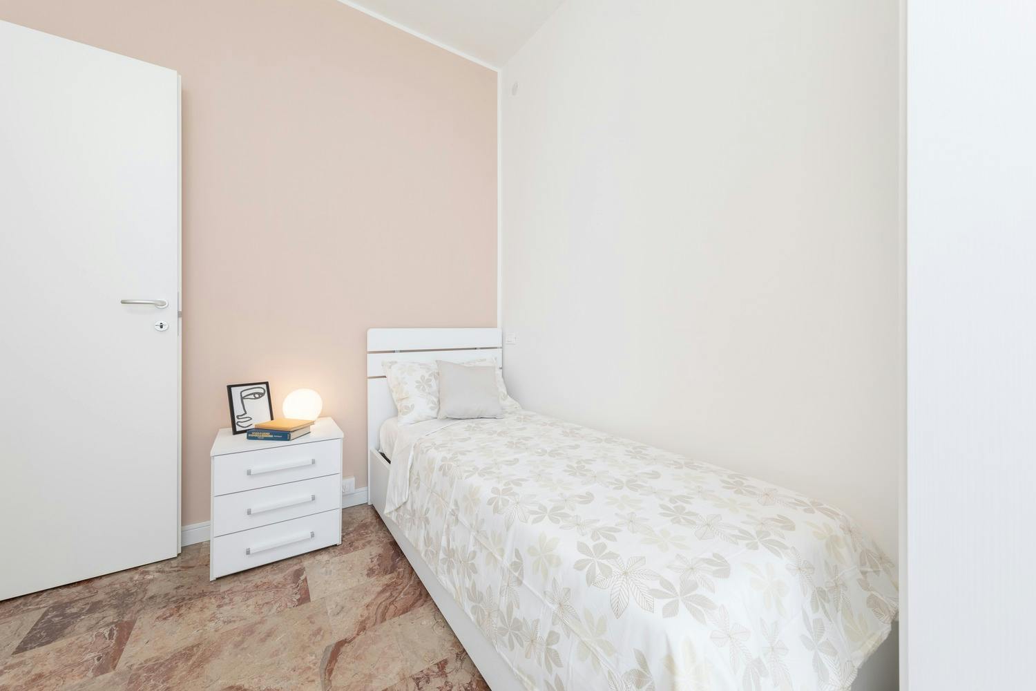 Single room Padova, 1 bed, 12m² — photo 2