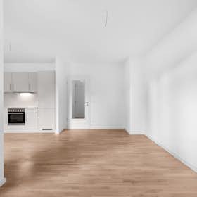Appartamento in affitto a 1.626 € al mese a Berlin, Georg-Klingenberg-Straße