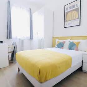 Отдельная комната сдается в аренду за 675 € в месяц в Nice, Rue Châteauneuf