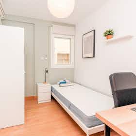 私人房间 正在以 €305 的月租出租，其位于 Reus, Avinguda del Carrilet