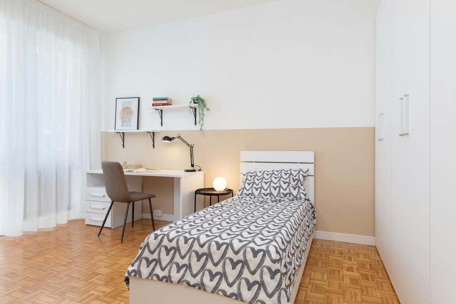 Double room Padova, 1 bed, 20m² — photo 2