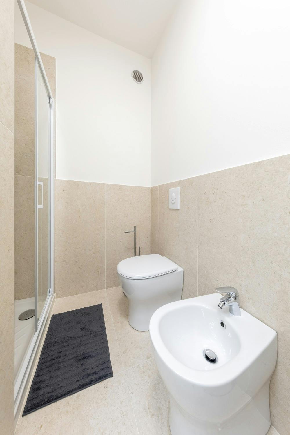 Double room Padova, 1 bed, 20m² — photo 8