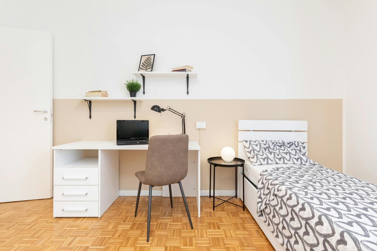 Double room Padova, 1 bed, 20m² — photo 4