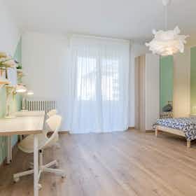 Спільна кімната за оренду для 300 EUR на місяць у Padova, Via Brigata Padova