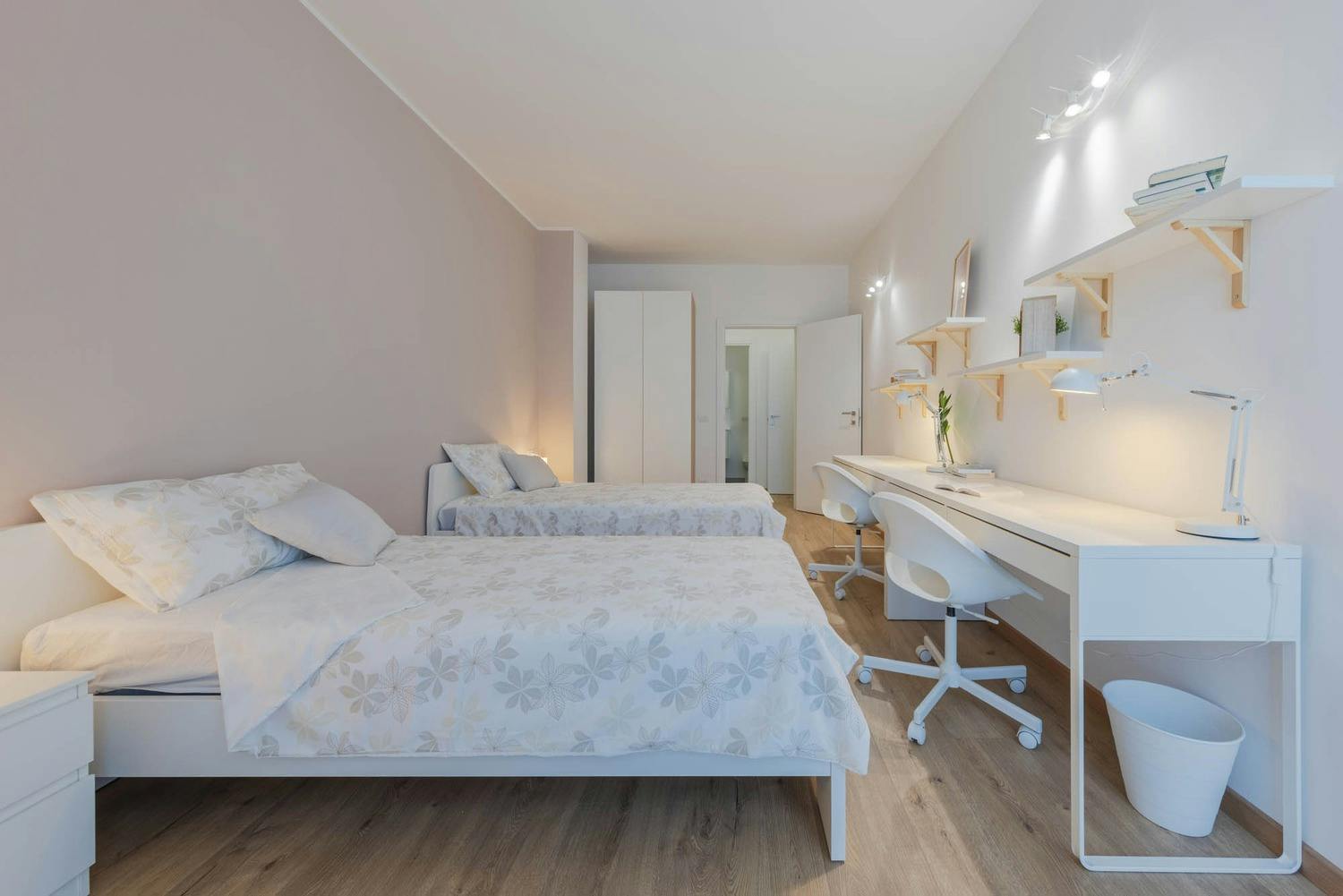 Double room Padova, 1 bed, 19m² — photo 5