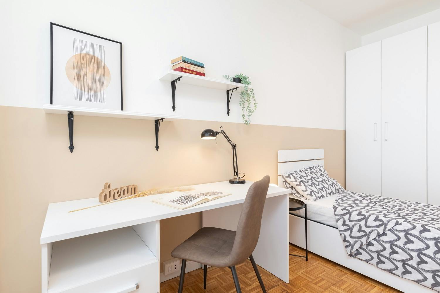 Double room Padova, 1 bed, 16m² — photo 3