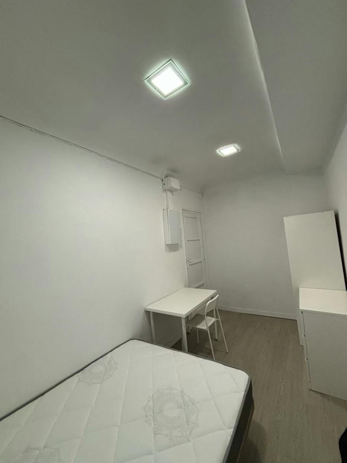 Carrer del Doctor Josep Juan Dómine, Valencia preview