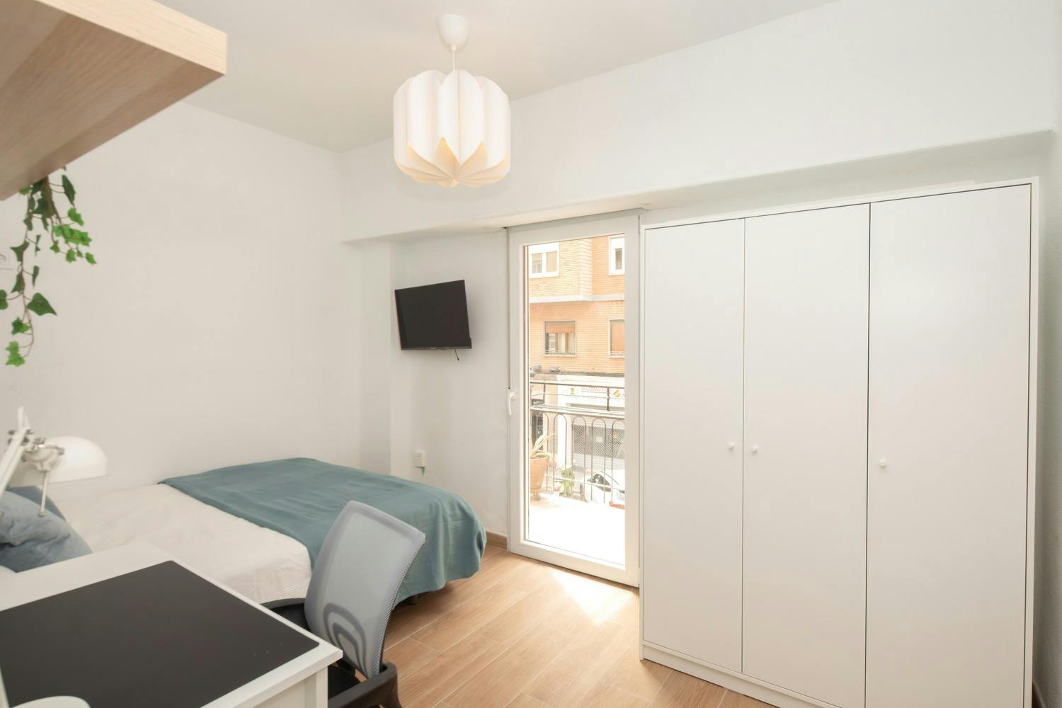 Carrer Olimpia Arozena Torres, Valencia preview