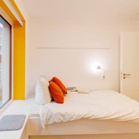 Приватна кімната за оренду для 632 EUR на місяць у Berlin, Ostendstraße