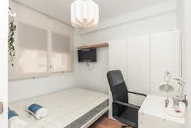 私人房间 正在以 €305 的月租出租，其位于 Reus, Riera de Miró