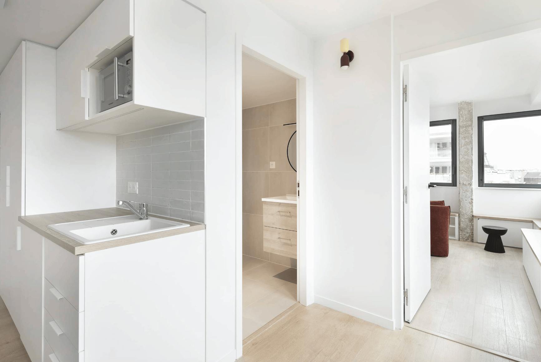 Apartment Suresnes, 618m² — photo 97