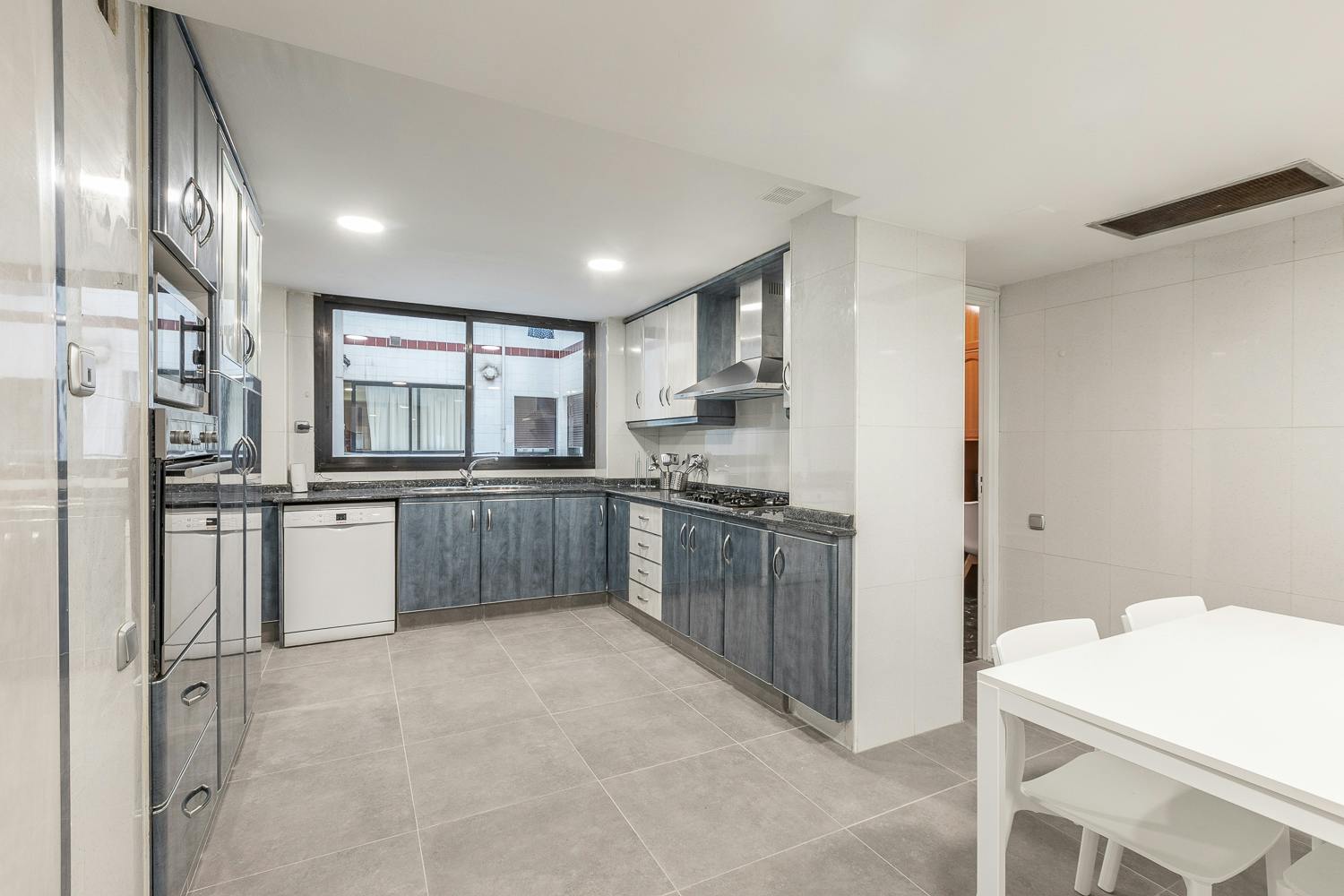 Apartment Valencia, 170m² — photo 11