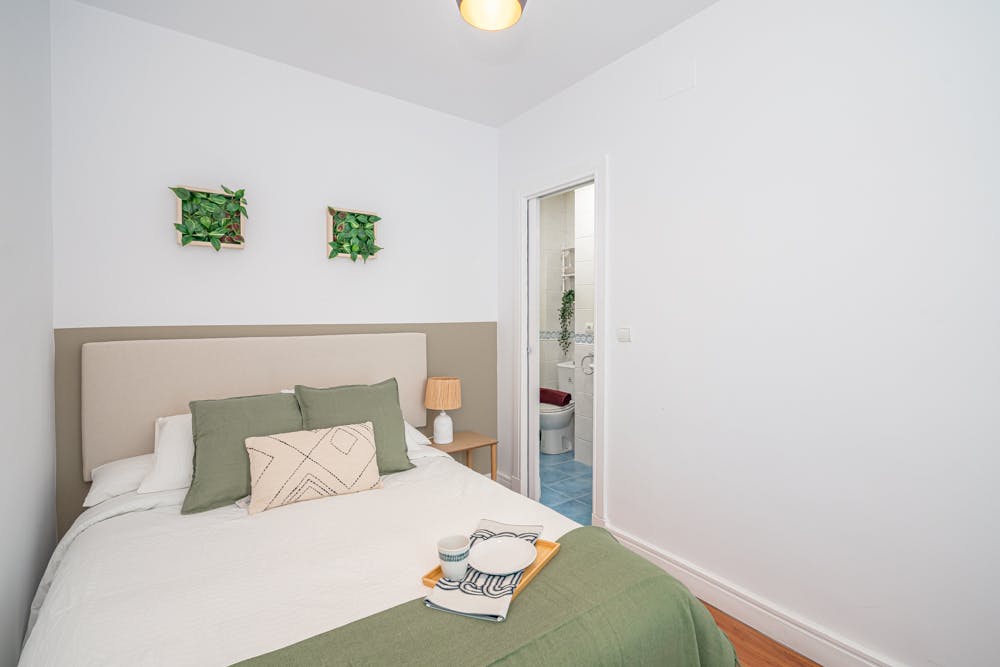 Apartment Madrid, 1 bed, 15m² — photo 2