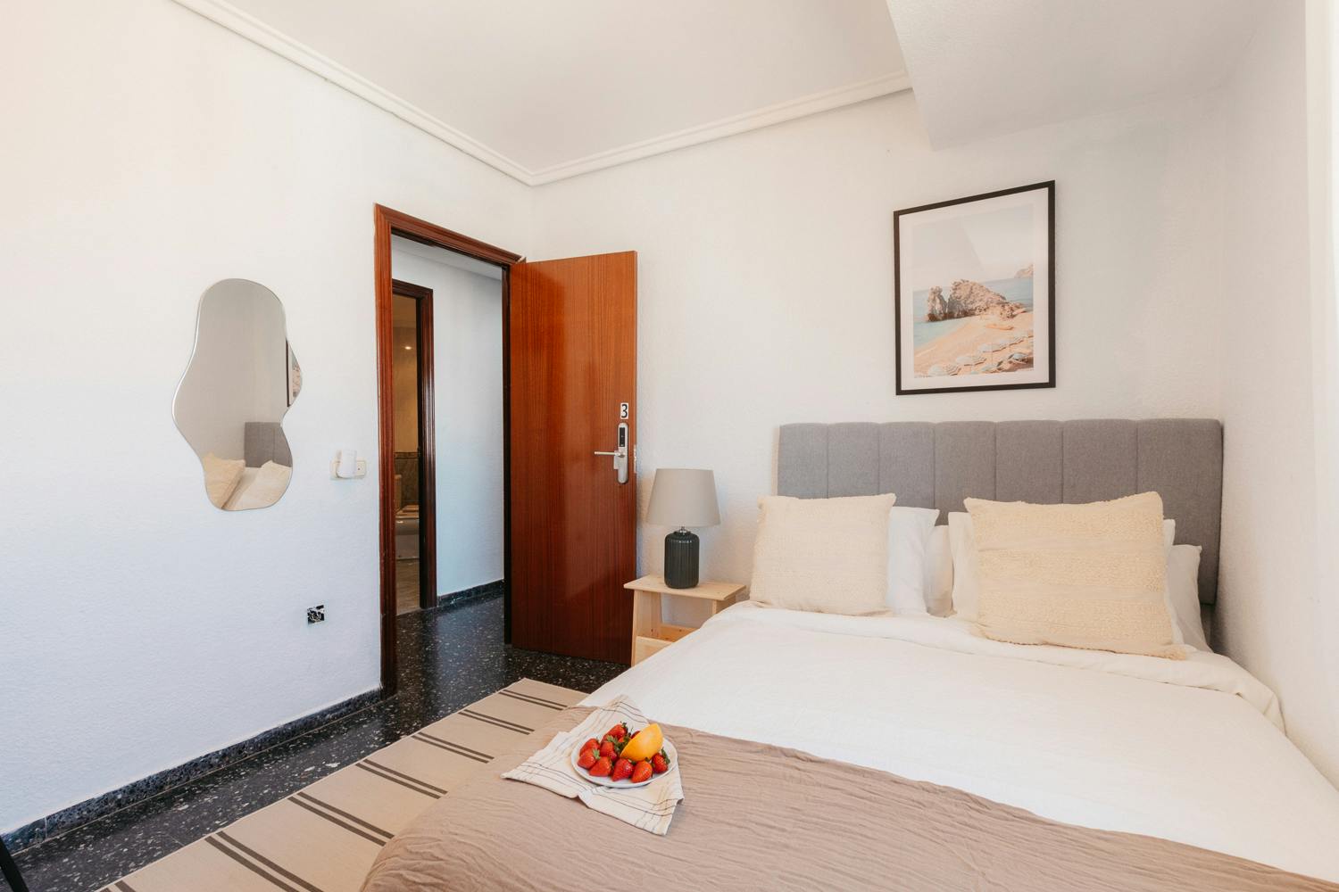 Apartment Mislata, 1 bed, 9m² — photo 3