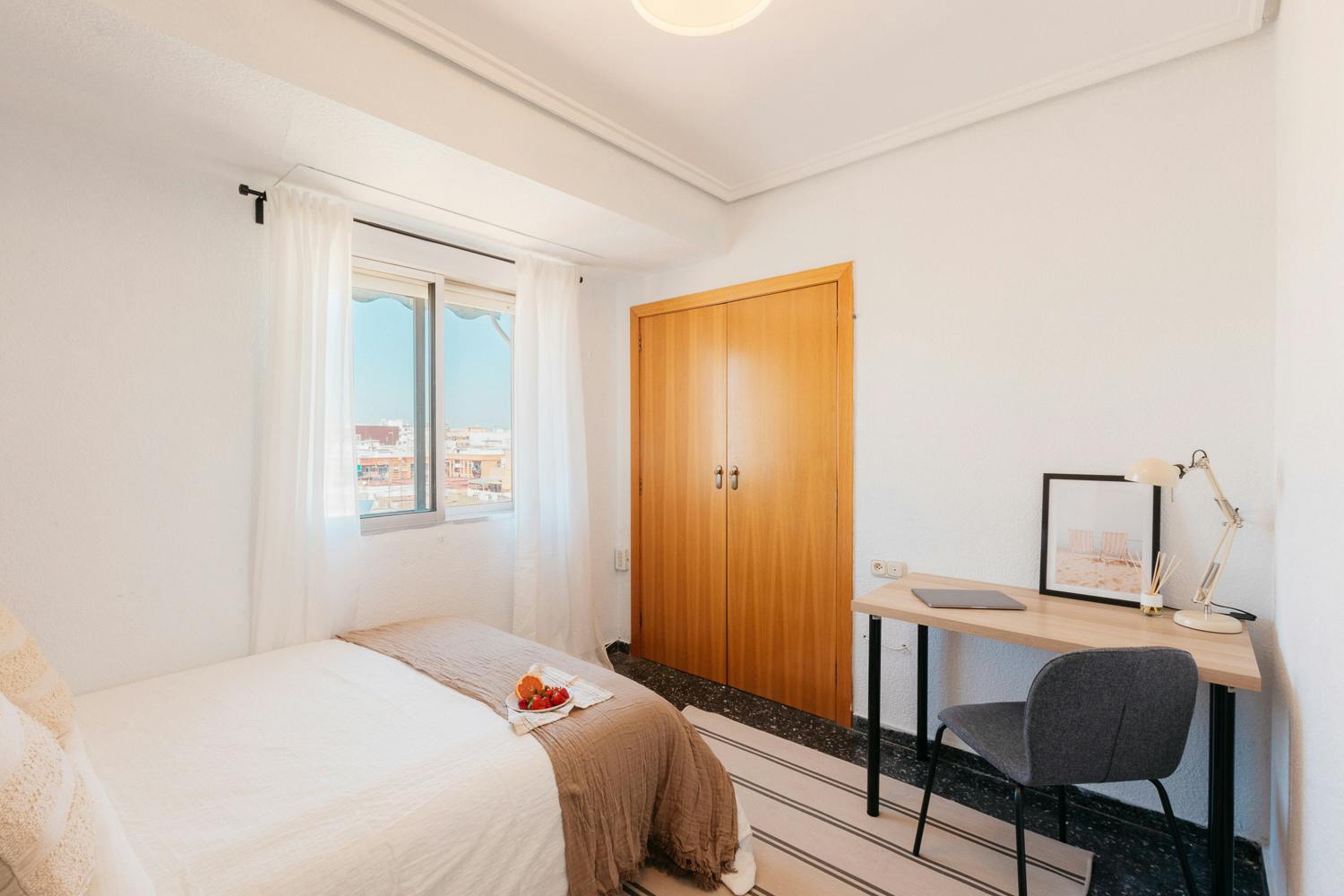 Apartment Mislata, 1 bed, 9m² — photo 2