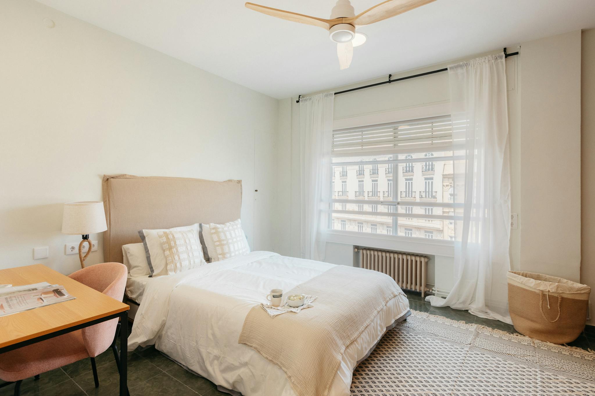 Pasaje Doctor Serra, Valencia preview